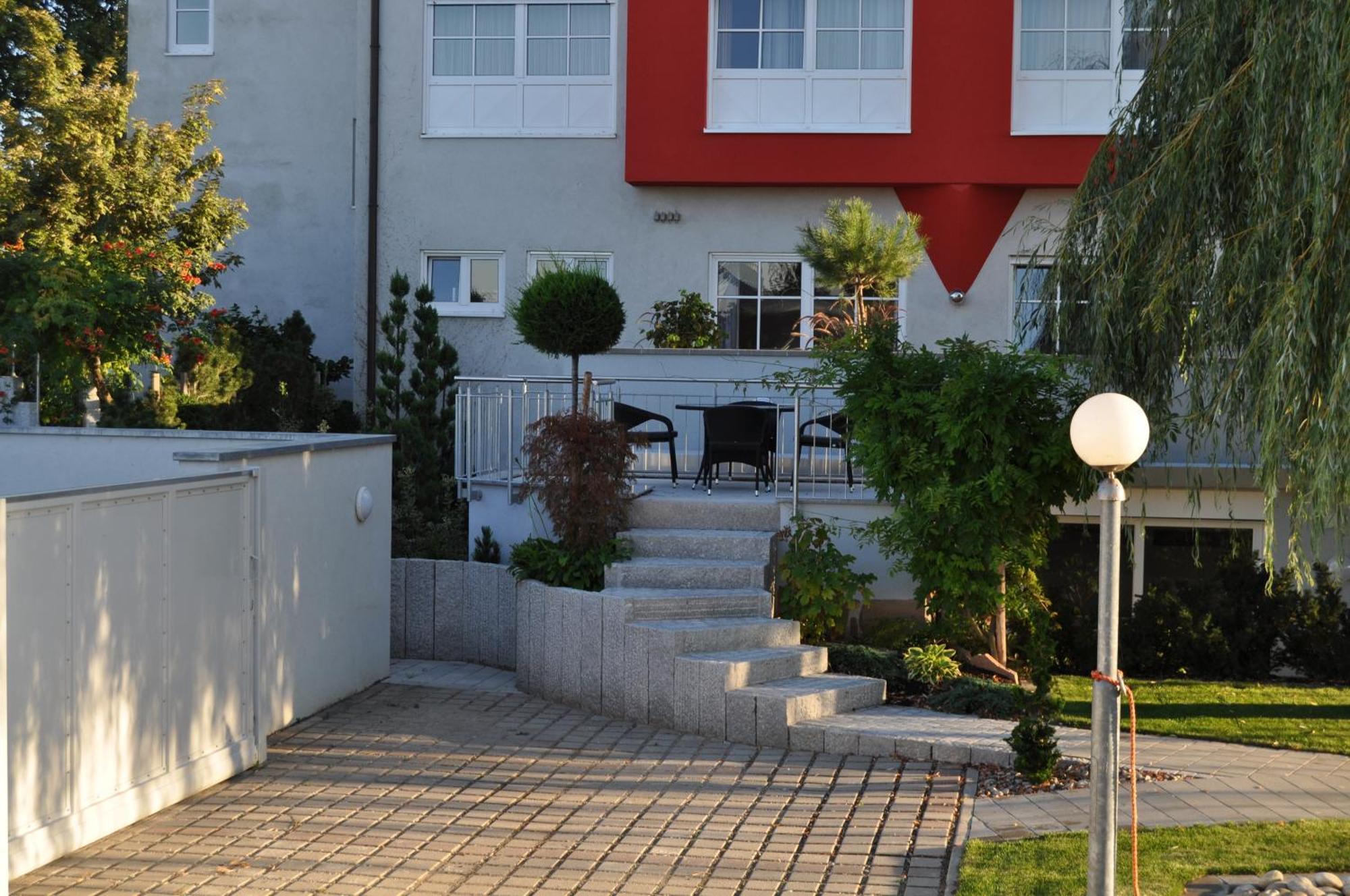 Kirchers Park & Wellnesshotel Kaiserstuhl Garni Endingen am Kaiserstuhl Εξωτερικό φωτογραφία